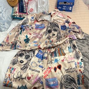 Taylor Swift Print Satin Pajama Set